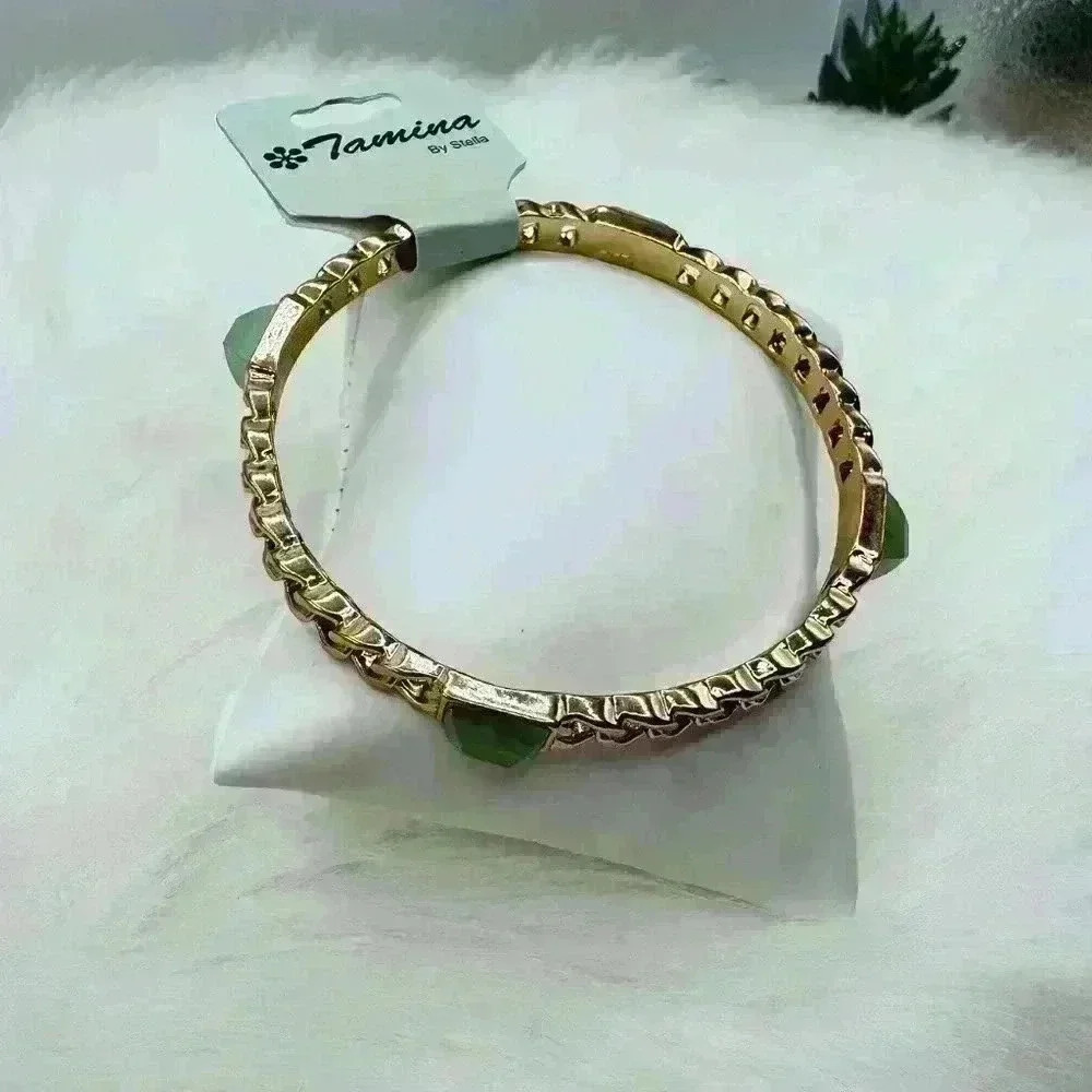 The Green and Gold Bangle Bracelet - Picture 6 of 6